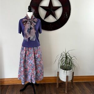 Willow Ridge Vintage Granny/Cottage core Floral Midi Skirt in Purple and Pink M